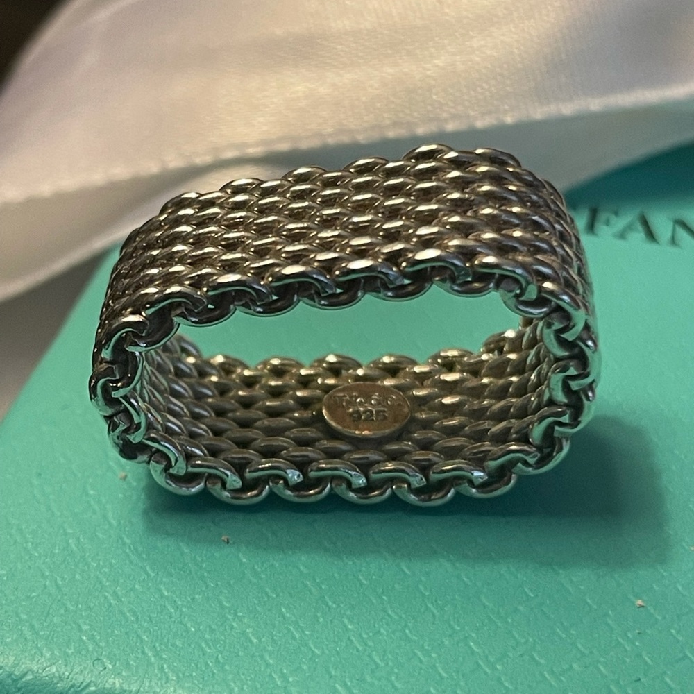SOLD 💯% Authentic Tiffany & Co Mesh Ring ✨ - Picture 5 of 5